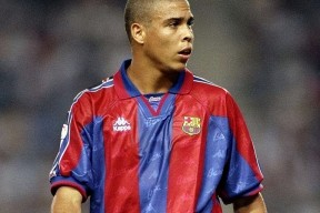 乐动体育入口 -里程碑夜！巴塞罗那造点机会；荷甲加时末段刷纪录；媒体盛赞；赛程密集仍需轮换的简单介绍