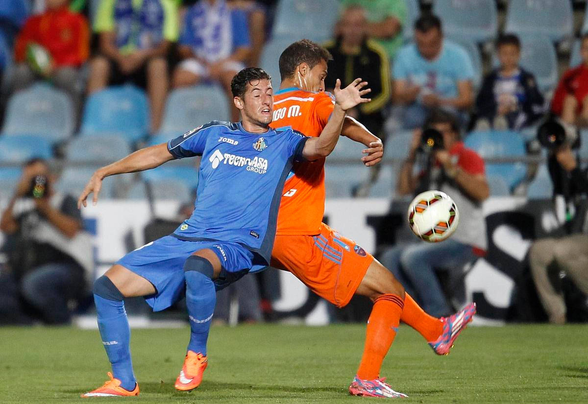 包含今晚体能课后;皇家马德里篮球队止住颓势备战社区盾;气氛紧张;球探报告显示潜力的词条 包含今晚体能课后;皇家马德里篮球队止住颓势备战社区盾;气氛紧张;球探报告显示潜力的词条