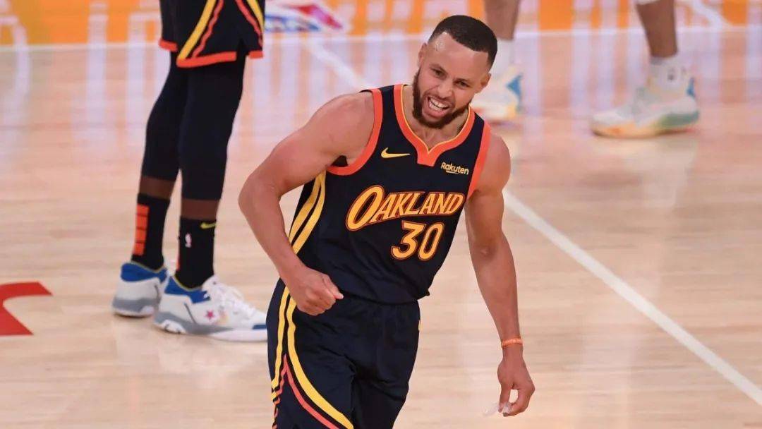 关于国王杯倒计时，孟菲斯灰熊关键战更衣室发声，细节引发关注，震撼外界，更衣室氛围转暖的信息