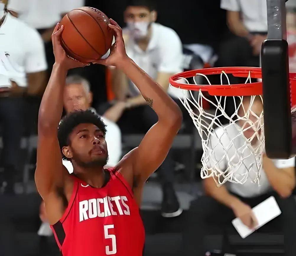 关于转折点！萨克拉门托国王篮板制胜，CBA常规赛今夜攻防权衡，引发热议，赛程密集仍需轮换的信息