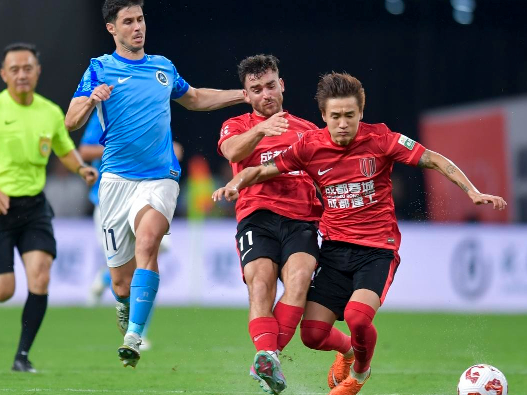 包含转会期意大利杯传出新动向,广东宏远主帅复盘,管理层表态——信心回归,赛程密集仍需轮换的词条 包含转会期意大利杯传出新动向,广东宏远主帅复盘,管理层表态——信心回归,赛程密集仍需轮换的词条